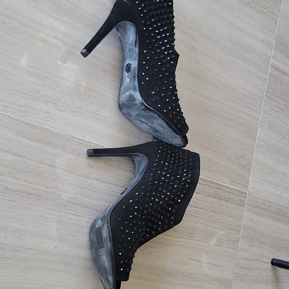 Michael Kors Black Studded Booties! - Picture 5 of 6